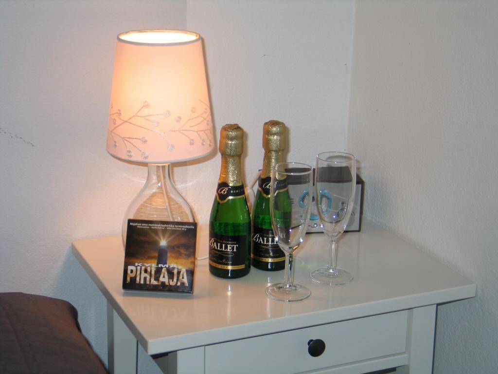 Hotel Kylmaepihlaja Lighthouse Rauma Habitación foto